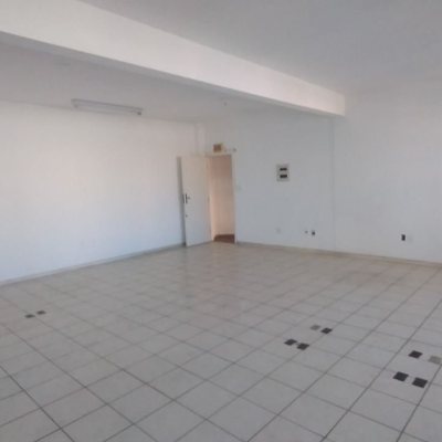 Predio com 588m², no bairro Centro em Florianópolis