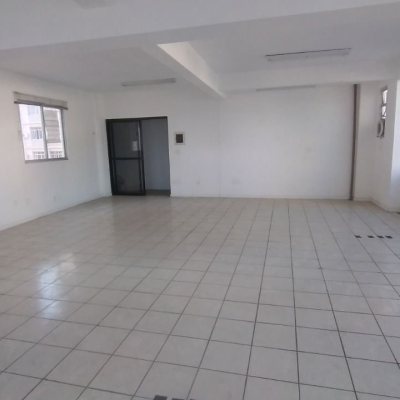 Predio com 588m², no bairro Centro em Florianópolis
