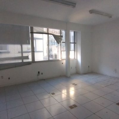 Predio com 588m², no bairro Centro em Florianópolis