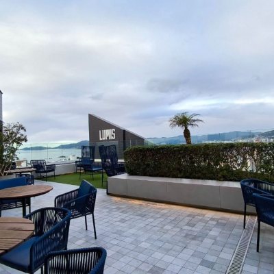 Sala com 29m², 1 garagem, no bairro Balneário em Florianópolis