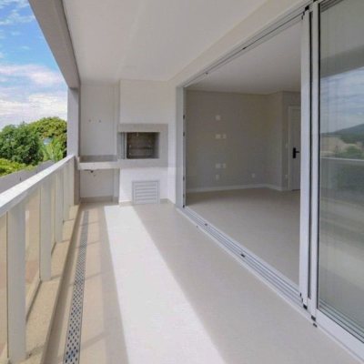 Apartamentos com 128m², 3 quartos, 3 suítes, 2 garagens, no bairro Cacupé em Florianópolis