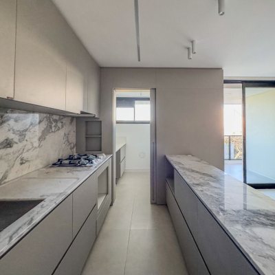 Apartamentos com 81m², 2 quartos, 2 suítes, 1 garagem, no bairro Pedra Branca em Palhoça