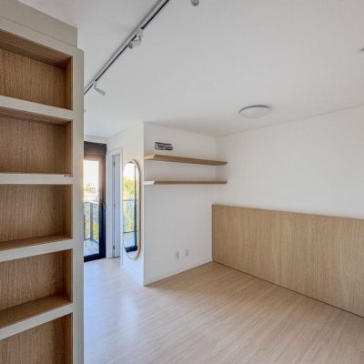Apartamentos com 81m², 2 quartos, 2 suítes, 1 garagem, no bairro Pedra Branca em Palhoça