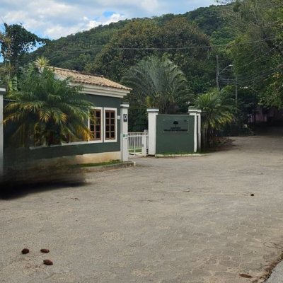 Terrenos Residenciais com 390m², no bairro Rio Tavares em Florianópolis