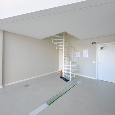 Loja com 71m², 1 garagem, no bairro Trindade em Florianópolis