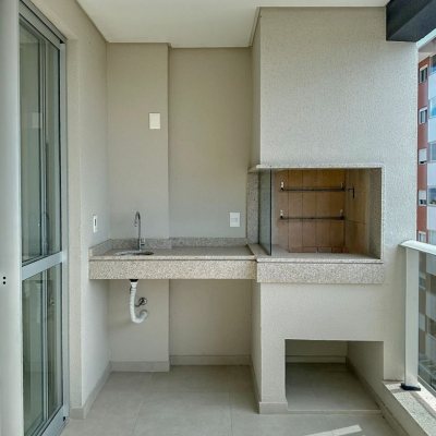 Apartamentos com 111m², 2 quartos, 1 suíte, 2 garagens, no bairro Estreito em Florianópolis