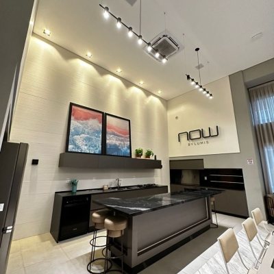 Apartamentos com 111m², 2 quartos, 1 suíte, 2 garagens, no bairro Estreito em Florianópolis