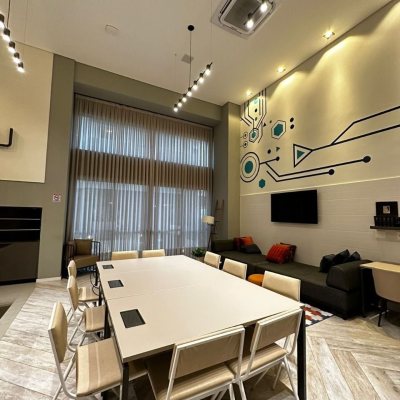 Apartamentos com 111m², 2 quartos, 1 suíte, 2 garagens, no bairro Estreito em Florianópolis