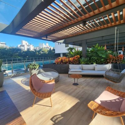 Apartamentos com 67m², 2 quartos, 1 suíte, 1 garagem, no bairro Córrego Grande em Florianópolis