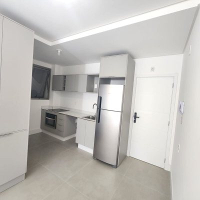 Apartamentos com 67m², 2 quartos, 1 suíte, 1 garagem, no bairro Córrego Grande em Florianópolis