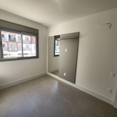 Apartamentos com 67m², 2 quartos, 1 suíte, 1 garagem, no bairro Córrego Grande em Florianópolis