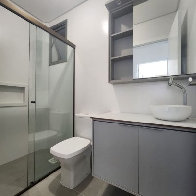 Apartamentos com 67m², 2 quartos, 1 suíte, 1 garagem, no bairro Córrego Grande em Florianópolis