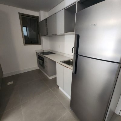 Apartamentos com 67m², 2 quartos, 1 suíte, 1 garagem, no bairro Córrego Grande em Florianópolis