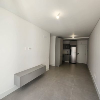 Apartamentos com 67m², 2 quartos, 1 suíte, 1 garagem, no bairro Córrego Grande em Florianópolis