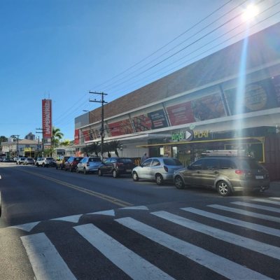 Apartamentos com 67m², 2 quartos, 1 suíte, 1 garagem, no bairro Córrego Grande em Florianópolis