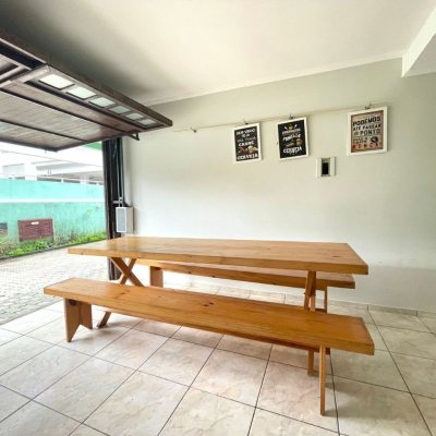 Casa Residencial com 90m², 3 quartos, 1 garagem, no bairro Ingleses do Rio Vermelho em Florianópolis