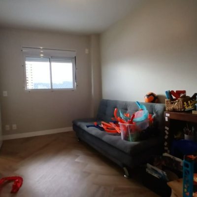 Apartamentos com 113m², 3 quartos, 1 suíte, 1 garagem, no bairro Kobrasol em São José