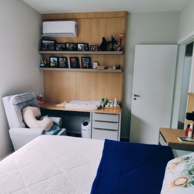 Casa Residencial com 312m², 6 quartos, 4 garagens, no bairro Carianos em Florianópolis