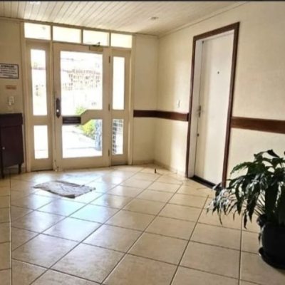 Apartamentos com 95m², 3 quartos, 1 suíte, 1 garagem, no bairro Canto em Florianópolis