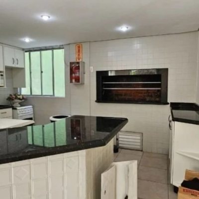 Apartamentos com 95m², 3 quartos, 1 suíte, 1 garagem, no bairro Canto em Florianópolis