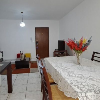 Apartamentos com 95m², 3 quartos, 1 suíte, 1 garagem, no bairro Canto em Florianópolis