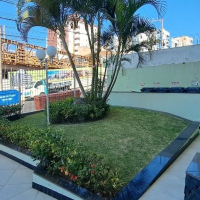 Apartamentos com 95m², 3 quartos, 1 suíte, 1 garagem, no bairro Canto em Florianópolis