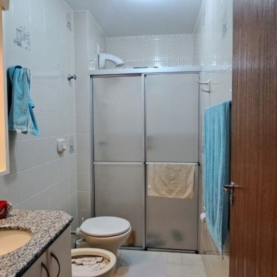 Apartamentos com 95m², 3 quartos, 1 suíte, 1 garagem, no bairro Canto em Florianópolis