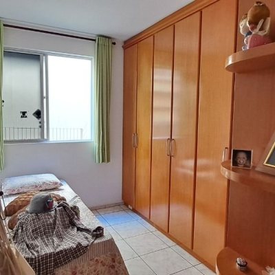 Apartamentos com 95m², 3 quartos, 1 suíte, 1 garagem, no bairro Canto em Florianópolis