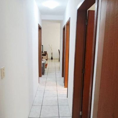 Apartamentos com 95m², 3 quartos, 1 suíte, 1 garagem, no bairro Canto em Florianópolis