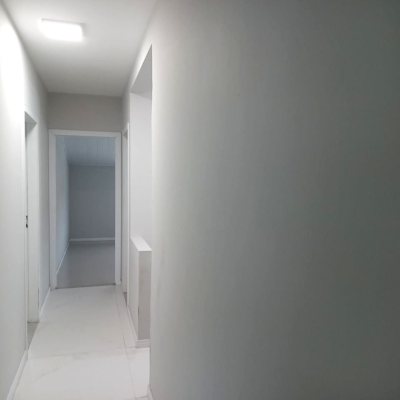 Casa Residencial com 147m², 4 quartos, 1 suíte, 4 garagens, no bairro São Sebastião em Palhoça
