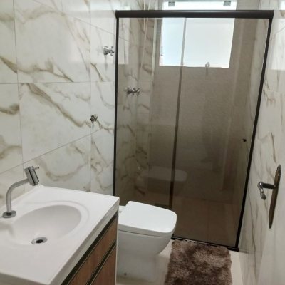 Casa Residencial com 147m², 4 quartos, 1 suíte, 4 garagens, no bairro São Sebastião em Palhoça