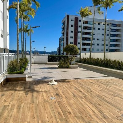Apartamentos com 98m², 3 quartos, 1 suíte, 2 garagens, no bairro Jardim Atlântico em Florianópolis