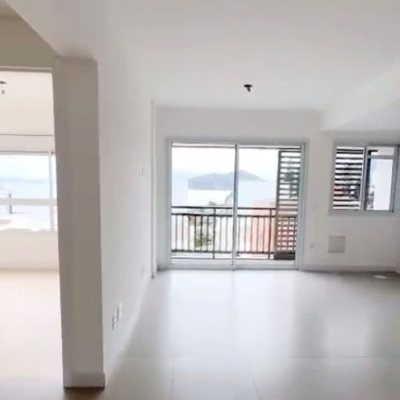 Apartamentos com 72m², 2 quartos, 1 suíte, 1 garagem, no bairro João Paulo em Florianópolis