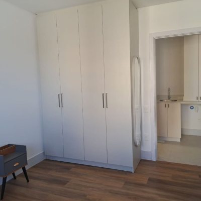 Apartamentos com 49m², 1 quarto, 1 garagem, no bairro Canto em Florianópolis