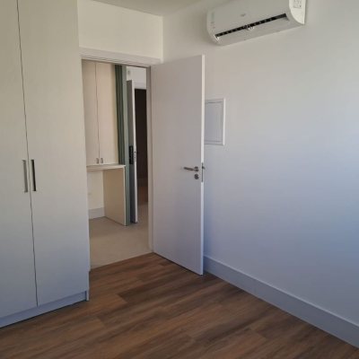 Apartamentos com 49m², 1 quarto, 1 garagem, no bairro Canto em Florianópolis