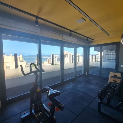 Apartamentos com 49m², 1 quarto, 1 garagem, no bairro Canto em Florianópolis