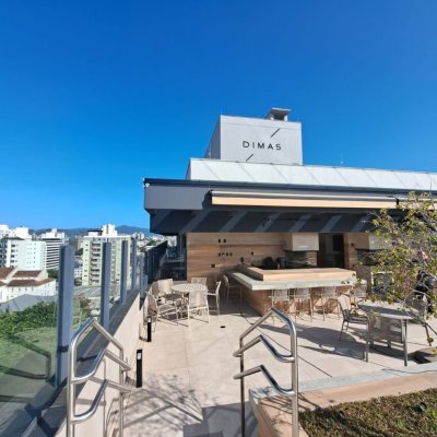 Apartamentos com 49m², 1 quarto, 1 garagem, no bairro Canto em Florianópolis