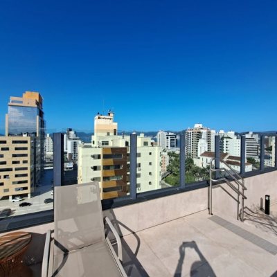 Apartamentos com 49m², 1 quarto, 1 garagem, no bairro Canto em Florianópolis