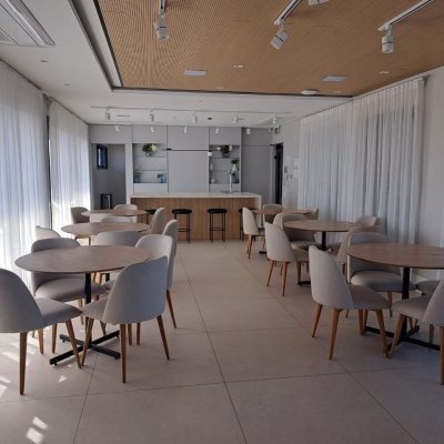 Apartamentos com 49m², 1 quarto, 1 garagem, no bairro Canto em Florianópolis