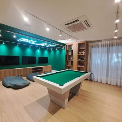 Apartamentos com 49m², 1 quarto, 1 garagem, no bairro Canto em Florianópolis