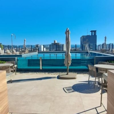 Apartamentos com 49m², 1 quarto, 1 garagem, no bairro Canto em Florianópolis