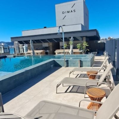 Apartamentos com 49m², 1 quarto, 1 garagem, no bairro Canto em Florianópolis