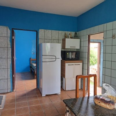 Casa Residencial com 127m², 3 quartos, 2 garagens, no bairro Monte Cristo em Florianópolis