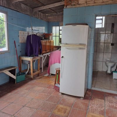 Casa Residencial com 127m², 3 quartos, 2 garagens, no bairro Monte Cristo em Florianópolis