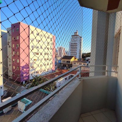Apartamentos com 74m², 3 quartos, 1 suíte, 1 garagem, no bairro Barreiros em São José