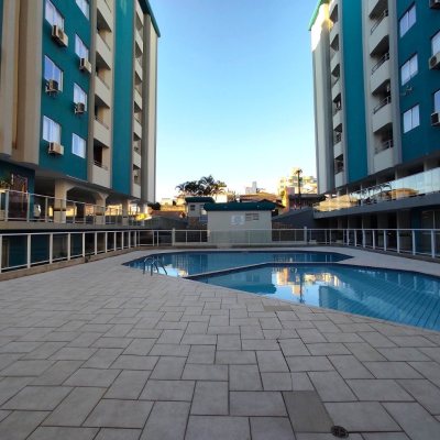 Apartamentos com 74m², 3 quartos, 1 suíte, 1 garagem, no bairro Barreiros em São José