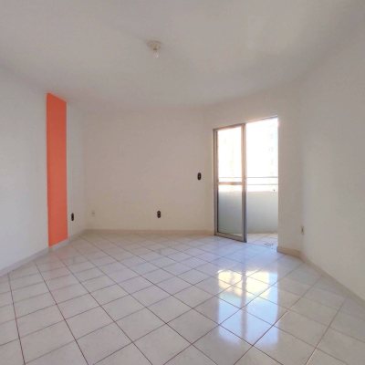 Apartamentos com 74m², 3 quartos, 1 suíte, 1 garagem, no bairro Barreiros em São José