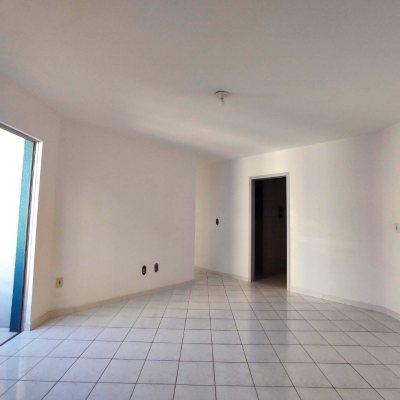 Apartamentos com 74m², 3 quartos, 1 suíte, 1 garagem, no bairro Barreiros em São José