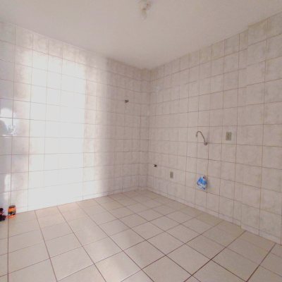 Apartamentos com 74m², 3 quartos, 1 suíte, 1 garagem, no bairro Barreiros em São José