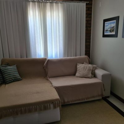 Casa Residencial com 278m², 3 quartos, 1 suíte, 2 garagens, no bairro Saco Dos Limões em Florianópolis